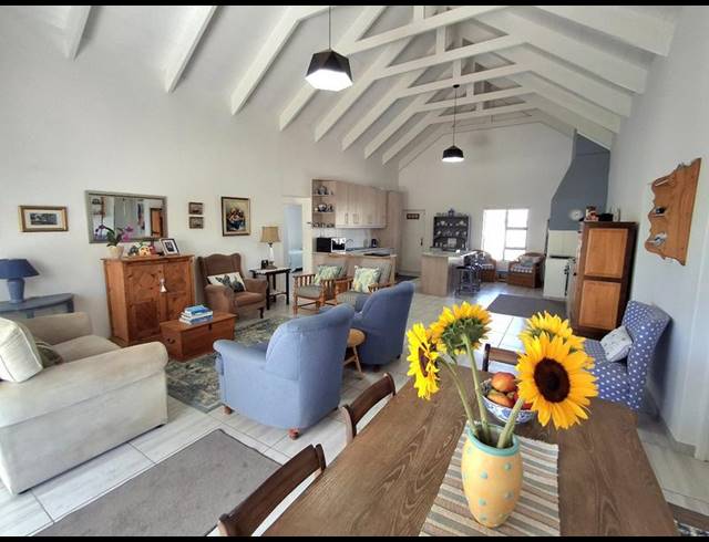 3 BEDROOM HOUSE FOR SALE IN BRITANNIA BAY